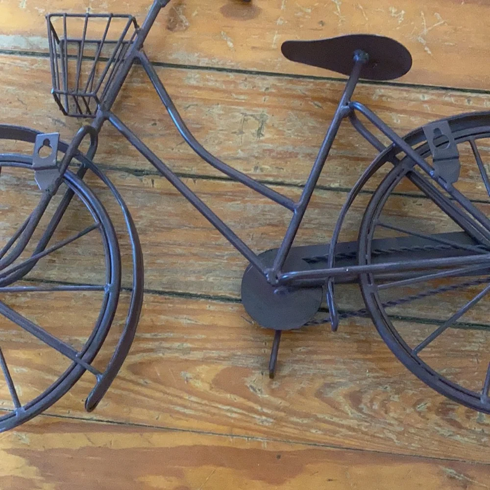 Metal decorative bicycle wall hanging - Picture 3 of 6